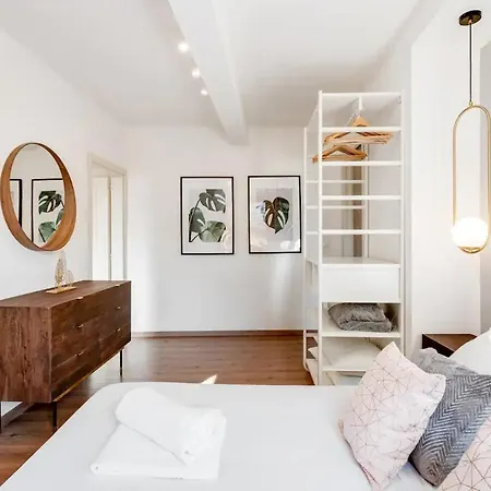 Lejlighed Apartment *