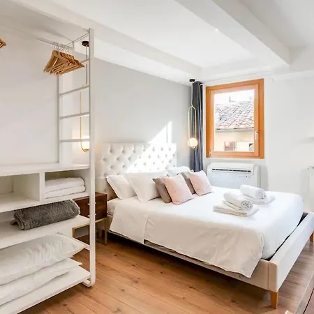 Apartment شقة *